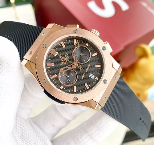 pre-owned Hublot Classic Fusion